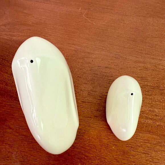 Arabia Finland VTG MCM 2 Salt Shakers Large Small Modern Tooth Shaped Dining - Picture 3 of 7